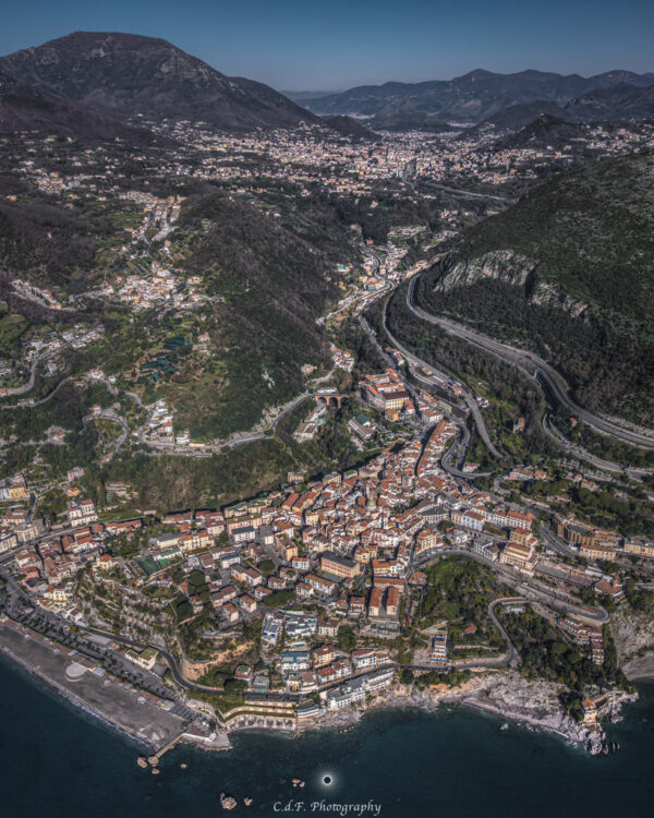 Vista con Drone Vietri sul Mare: Vietri Cava e Vietri Tramonto Marzo